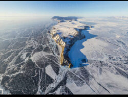 Ternyata Ini Danau Terdalam di Dunia: Keajaiban Purba Bernama Danau Baikal