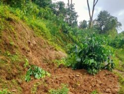 Longsor Putus Akses Jalan di Manggarai Barat, Warga Keluhkan Minimnya Respons Pemerintah