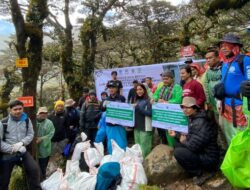 Pusdal LH Sulawesi Maluku Dorong Aksi Bersih dan Pembangunan Infrastruktur Hijau di Gunung Bawakaraeng